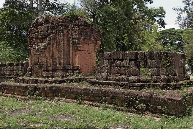 47-Prasat Prang Ku Somboon-006